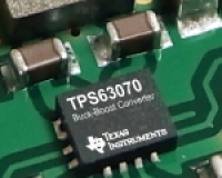 TPS63070 – повышающе-понижающий DC-DC для портативной электроники
